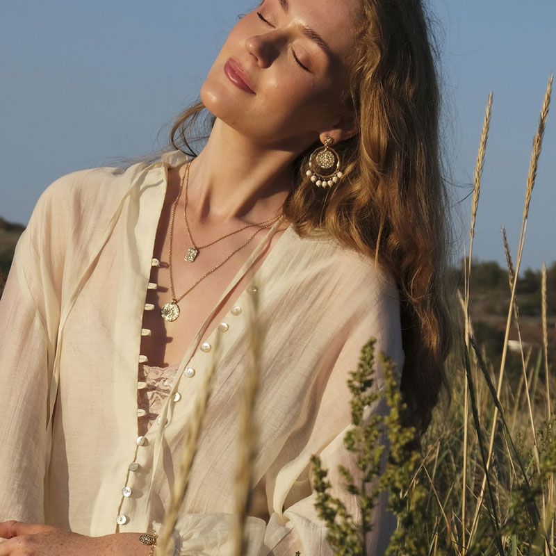 A&C - Solstice kort kjede med charms - G